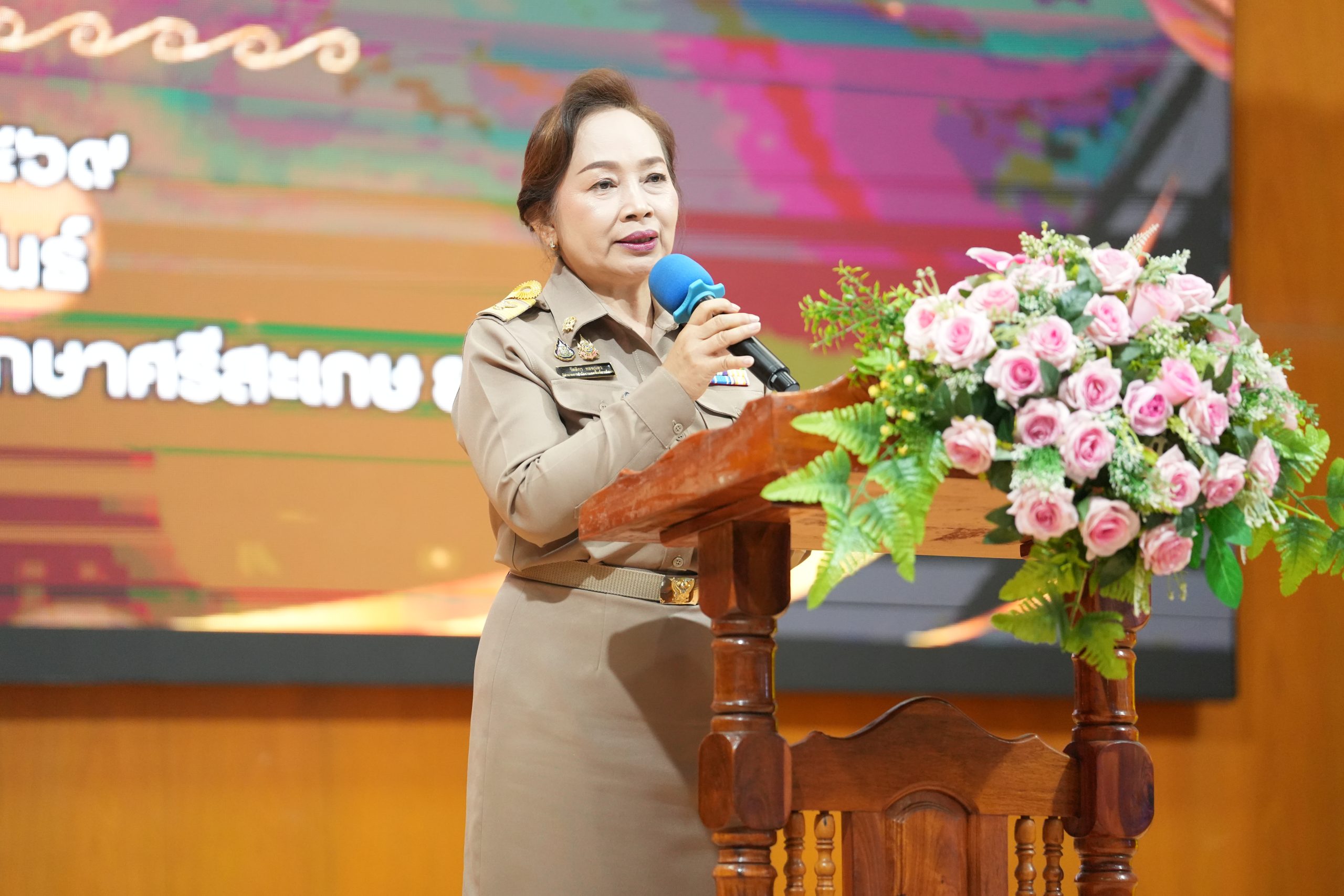 ผู้บริหารและคณะครู โรงเรียนทุ่งไชยพิทยา รัชมังคลาภิเษก เข้ารับรางวัล “เพชรศรีโสธร” เนื่องในวันครู ประจำปี 2569